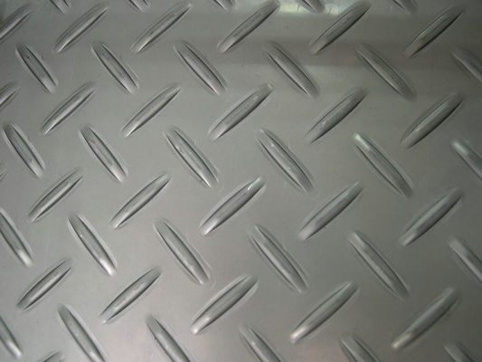 Q235b Warmgewalst koolstofstaal plaat A36 met gegraveerd diamantpatroon